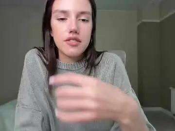 alenaxoxoo – webcam model profile photo Image 4