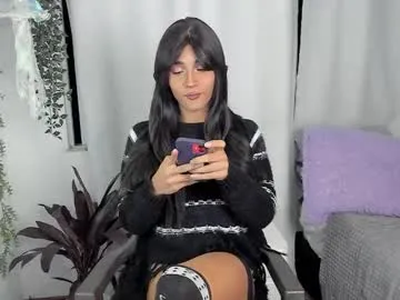 sweet_lia1_ – webcam model profile photo Image 19