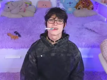 playussoftly – webcam model profile photo Image 10