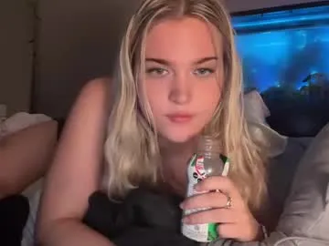 missjadefox – webcam model profile photo Image 3