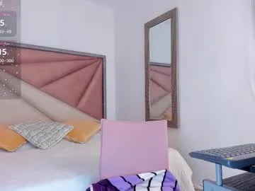 wet_dreamm22 – webcam model profile photo Image 15