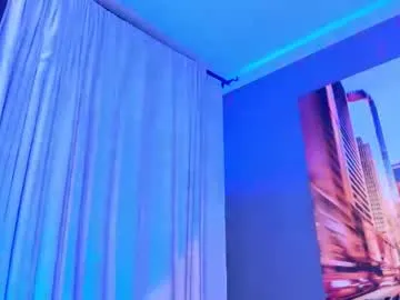 petites_perles – webcam model profile photo Image 10