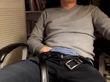 miya_shake – webcam model profile photo Image 10