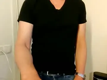 miya_shake – webcam model profile photo Image 4