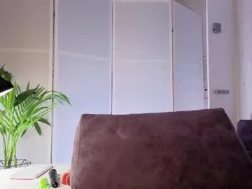 wanderlustgaal – webcam model profile photo Image 8