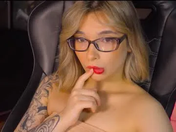 bella_alita – webcam model profile photo