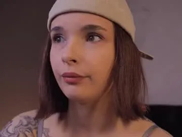 pollyyypocket – webcam model profile photo Image 19