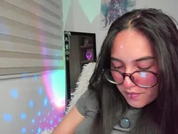 wet_dreamm22 – webcam model profile photo Image 8