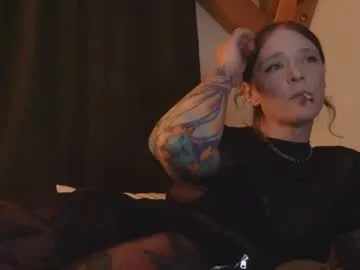 lunnasweet1 – webcam model profile photo Image 2