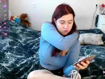 my_eyes_higher – webcam model profile photo Image 5