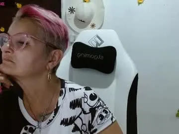 CassyTorres – webcam model profile photo Image 12