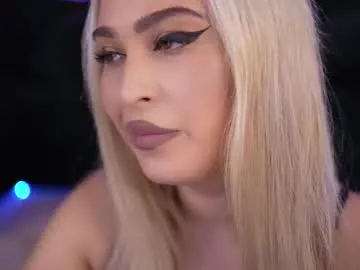 nadia_bliss – webcam model profile photo Image 14