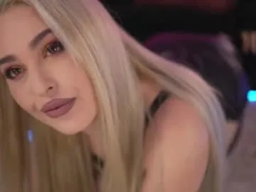 nadia_bliss – webcam model profile photo Image 4