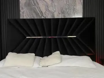 queen_michelle_ – webcam model profile photo Image 12