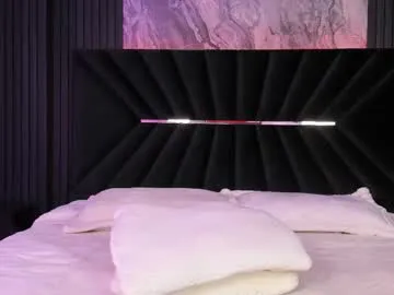 queen_michelle_ – webcam model profile photo Image 2