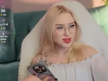 pinkadele – webcam model profile photo Image 13