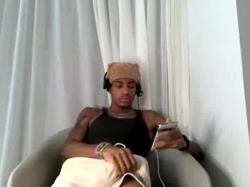 fay_miller2 – webcam model profile photo Image 10