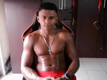 luis7777hui – webcam model profile photo Image 9