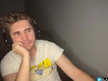 realtryit – webcam model profile photo Image 17