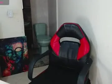 realtryit – webcam model profile photo Image 16