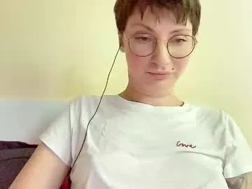 your_dolls – webcam model profile photo Image 2