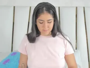 myassistant – webcam model profile photo Image 5