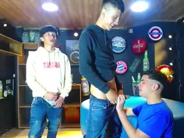 cris__alex__ – webcam model profile photo Image 8