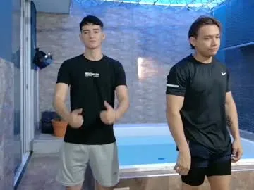 salut_love – webcam model profile photo Image 2