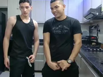 salut_love – webcam model profile photo Image 9