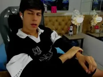 loving_ladies – webcam model profile photo Image 9