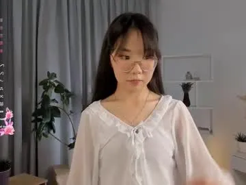 iam_eli – webcam model profile photo Image 10