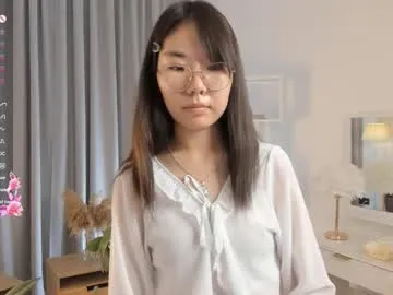 iam_eli – webcam model profile photo Image 16