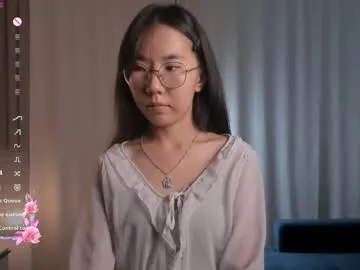 iam_eli – webcam model profile photo Image 18