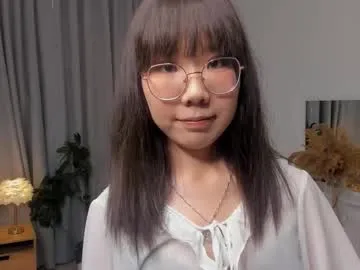 iam_eli – webcam model profile photo Image 2