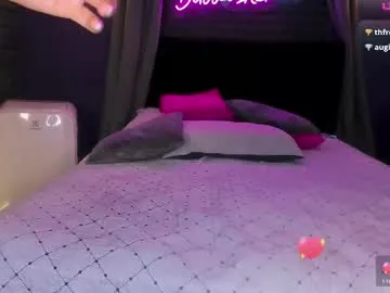 loving_ladies – webcam model profile photo Image 17