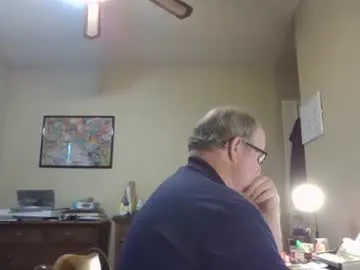 sweetyoops – webcam model profile photo Image 11