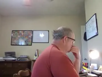 sweetyoops – webcam model profile photo Image 3