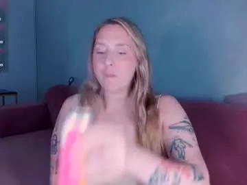 pinkypuppa – webcam model profile photo Image 18