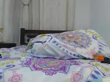 molly_and_paul – webcam model profile photo Image 19