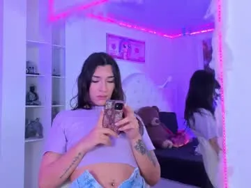 sexy_hot_friends_ – webcam model profile photo Image 10