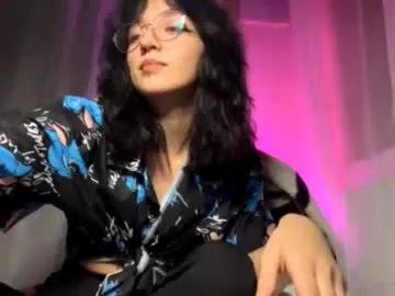 vixenp – webcam model profile photo Image 2