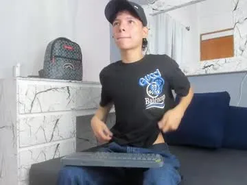 ashley_bruche – webcam model profile photo Image 2