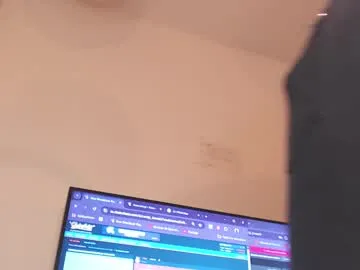 scarletttsinner – webcam model profile photo Image 17