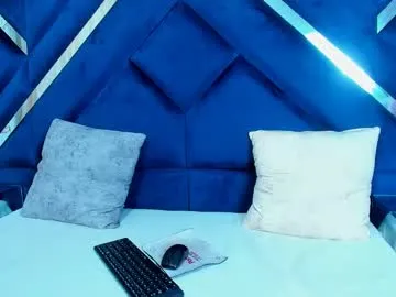 pinkadele – webcam model profile photo Image 14