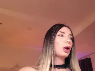 ErikaBonnie – webcam model profile photo Image 13