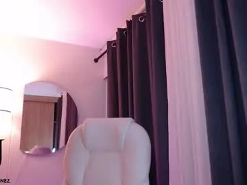 ErikaBonnie – webcam model profile photo Image 15