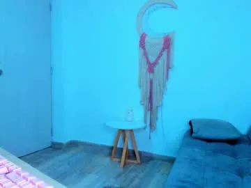 loving_ladies – webcam model profile photo Image 11