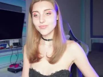 bedroom_234 – webcam model profile photo Image 9