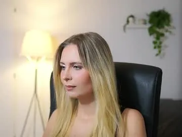 mynameisnikki_ – webcam model profile photo Image 19