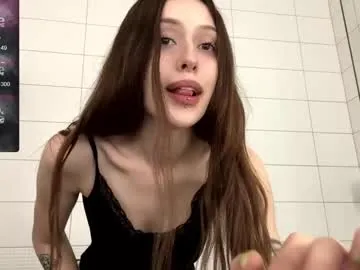 ErikaBonnie – webcam model profile photo Image 11